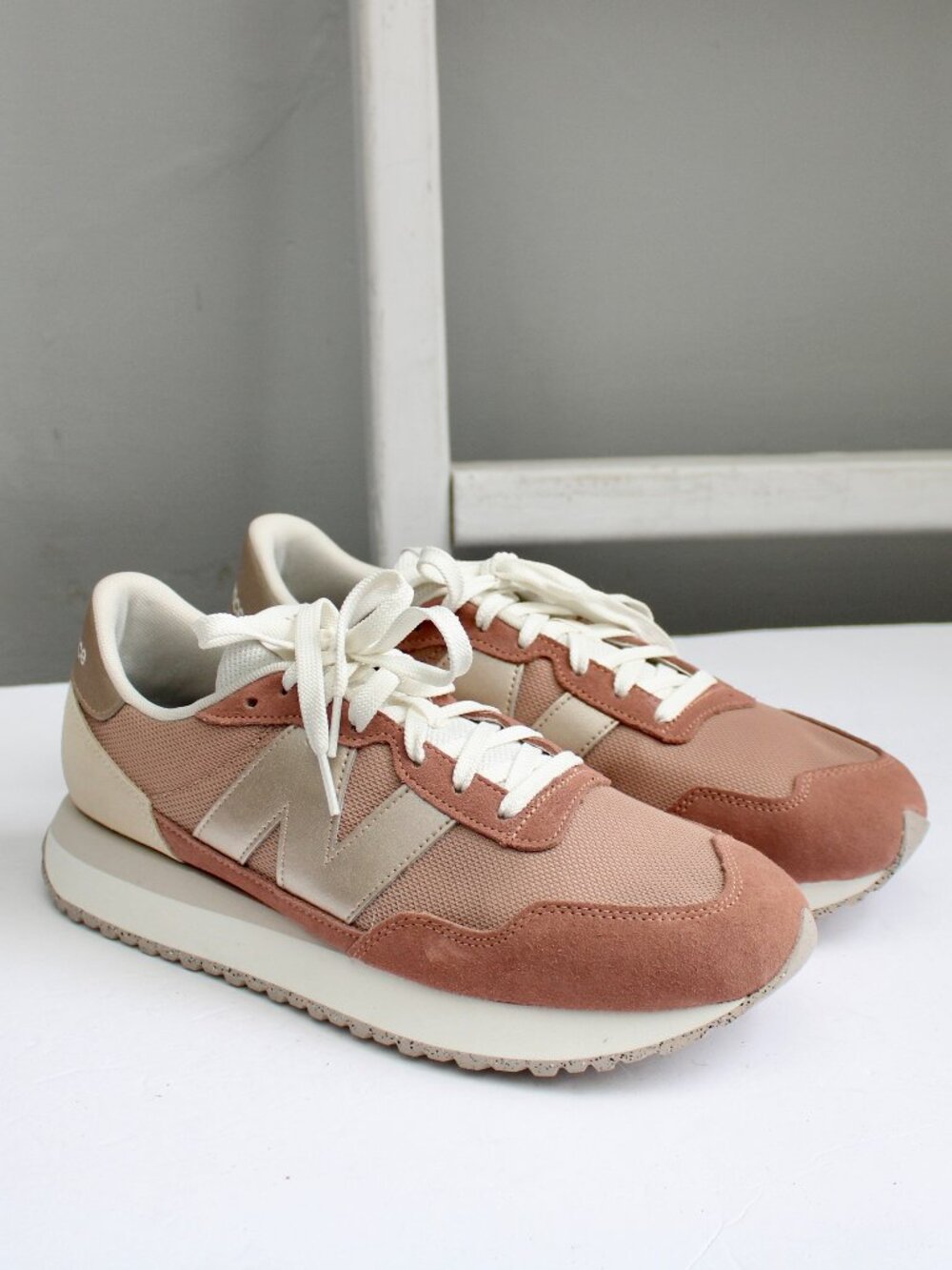 New Balance 237 Low Top Sneakers Rusted Copper Size 12 womens / 10.5 mens NWOT - Picture 1 of 6
